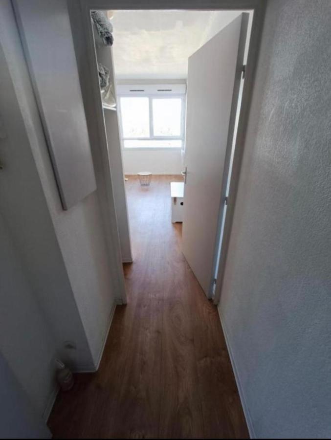 Appartement Tout Equipe A 6 Minutes De La Gare St Charles Marseille Luaran gambar