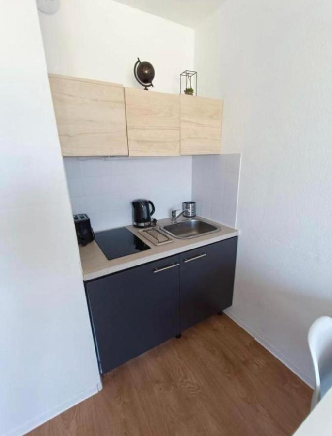 Appartement Tout Equipe A 6 Minutes De La Gare St Charles Marseille Luaran gambar